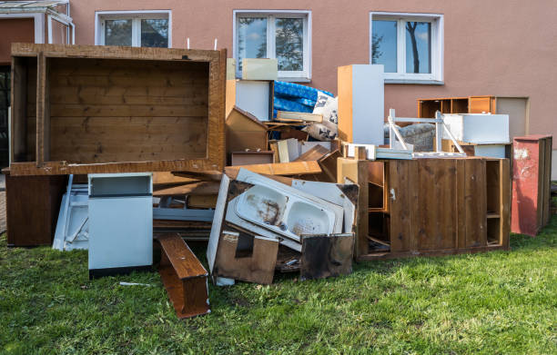 Debris Removal in Cavalero, WA